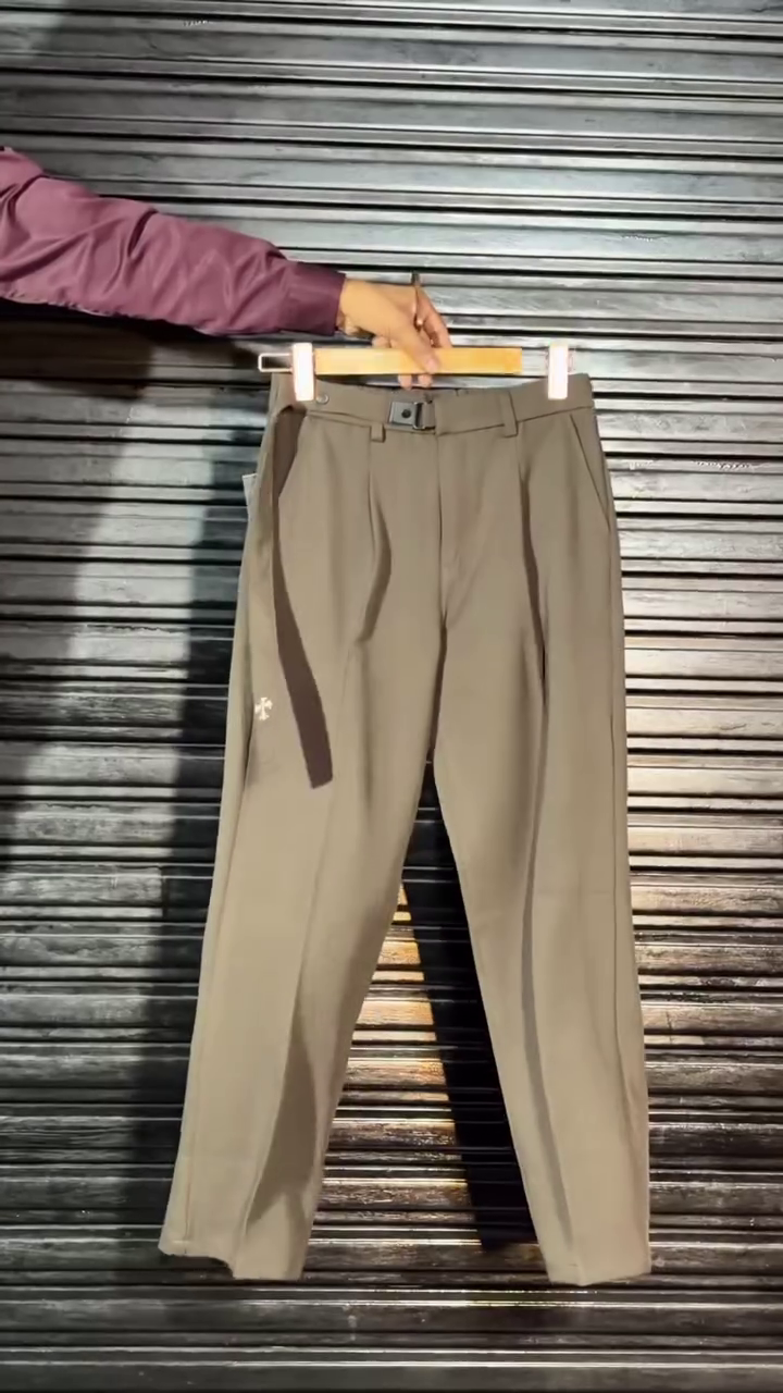Men Slim Fit Easy Wash Formal Trousers
