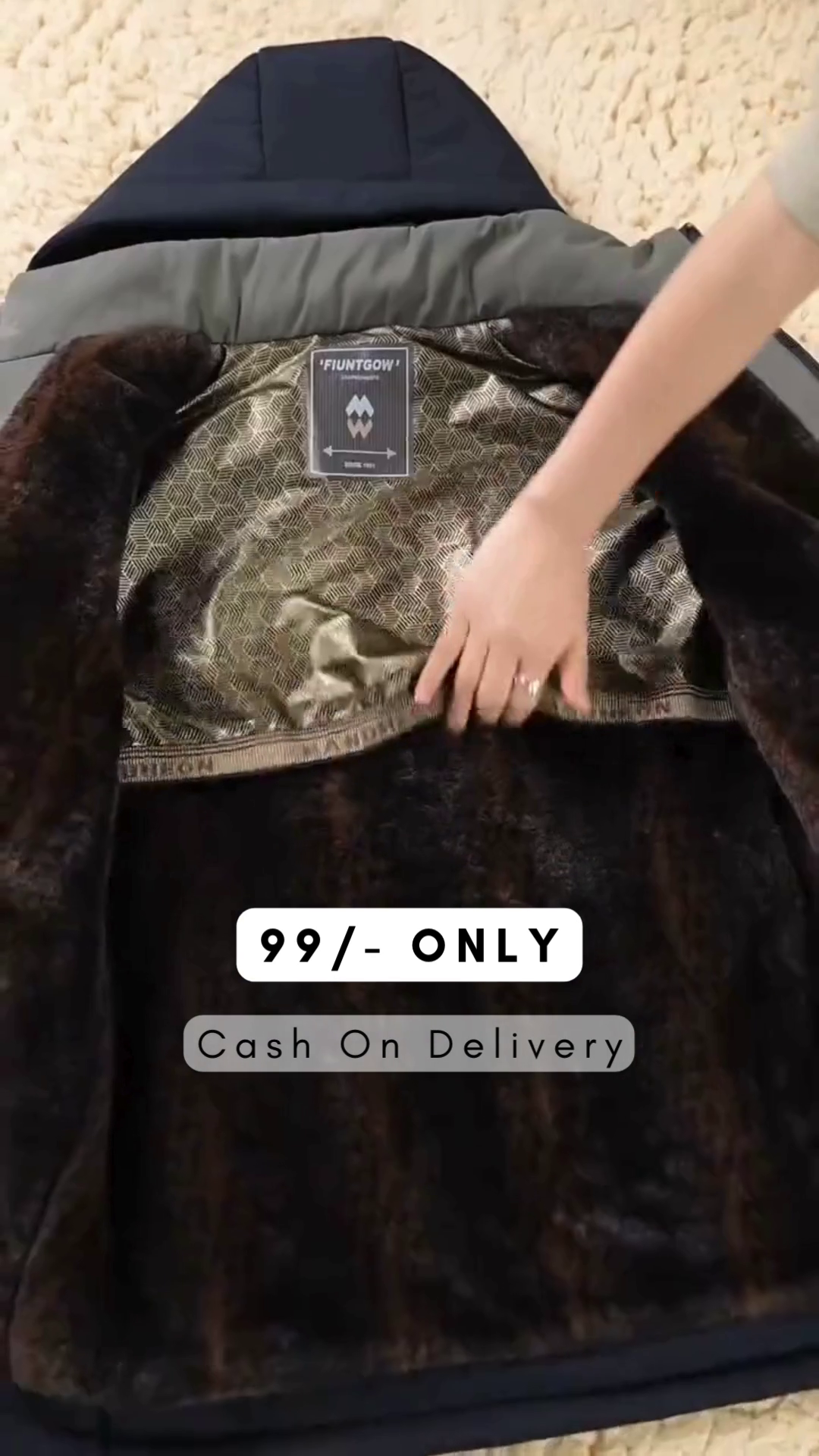 Men Navy Blue Active Solid Detachable hooded Padded Jacket - Image 3