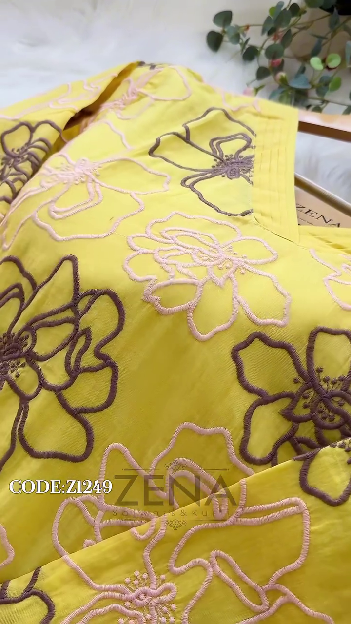 Pure Mul Cotton Embroidered Kurti Set - Image 10