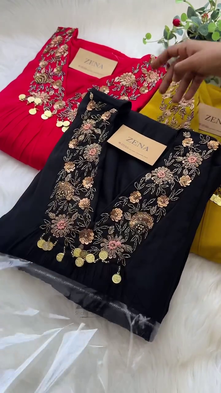 Mul Chanderi Hand Detailed Anarkali Set – Regal Elegance in Every Drape - Image 10