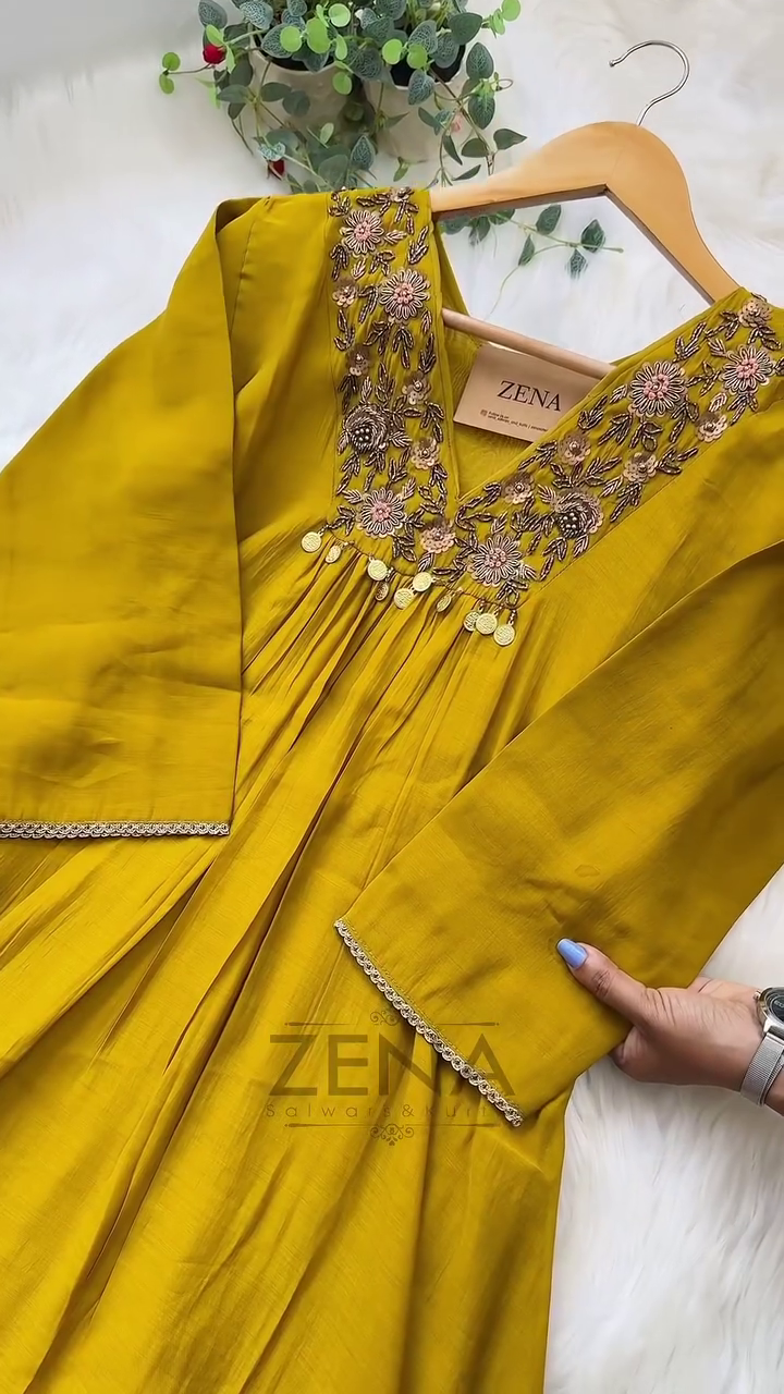 Mul Chanderi Hand Detailed Anarkali Set – Regal Elegance in Every Drape - Image 9