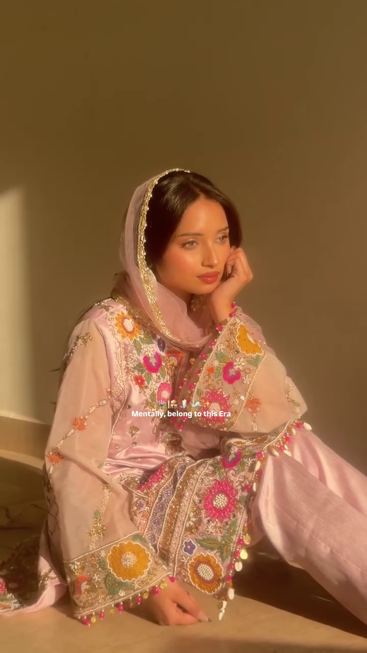 Floral Embroidered V-Neck Mirror Work Straight Kurta With Palazzos & Dupatta - Image 7