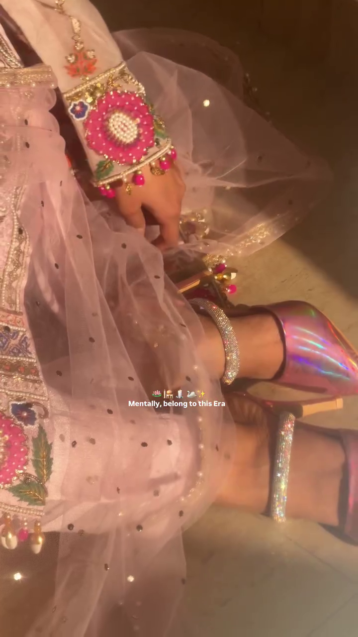 Floral Embroidered V-Neck Mirror Work Straight Kurta With Palazzos & Dupatta - Image 6