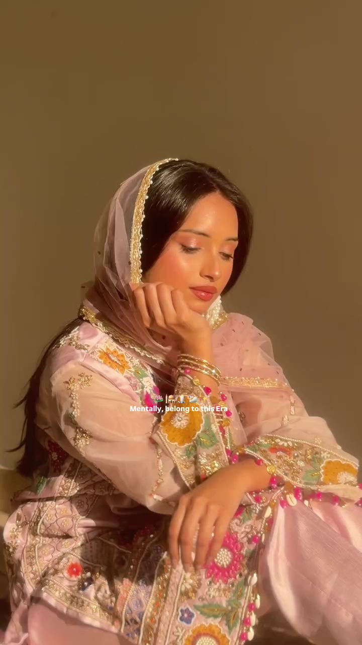 Floral Embroidered V-Neck Mirror Work Straight Kurta With Palazzos & Dupatta - Image 4