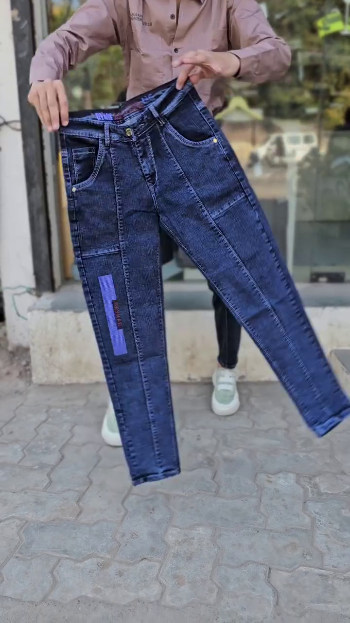 Blue Whiskering Washed Stretchable Cargo Denim - Image 4